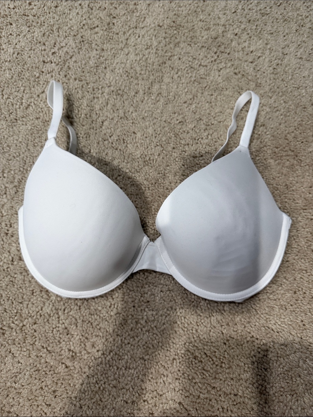 PINK Victoria's Secret Smooth White Molded T-Shirt Bra